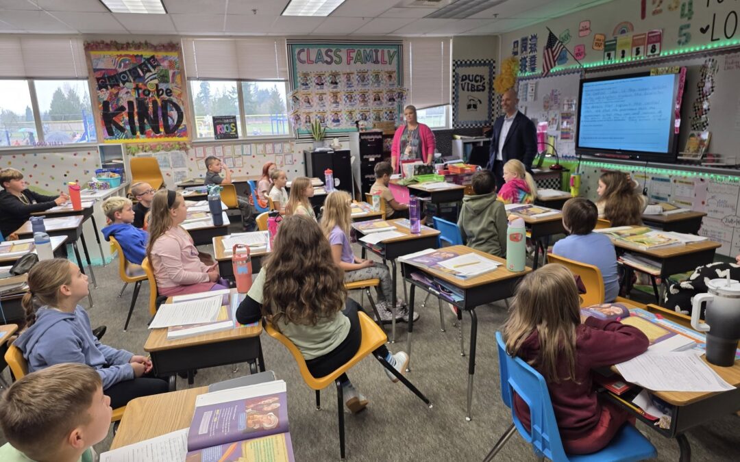 Rep. Peter Abbarno visits Toutle Lake schools, highlights rural facility challenges